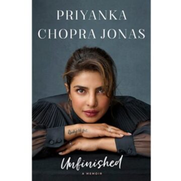 प्रियंका चोपड़ा की बुक ‘Unfinished’ नए साल पर होगी लॉन्च, फोटो किया शेयर