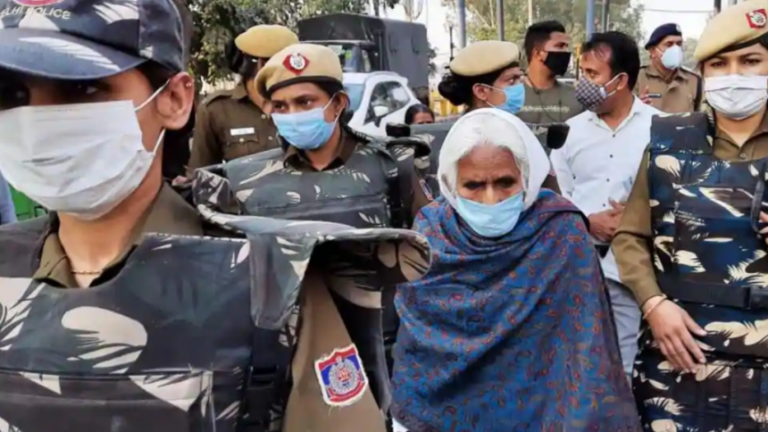 शाहीनबाग की दादी को पुलिस ने हिरासत में लिया, किसान आंदोलन में हुई थीं शामिल