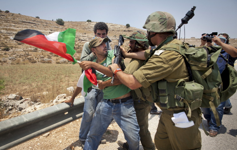 फिलिस्तीनी क्षेत्रों में युद्ध अपराधों की जांच करेगा अंतरराष्ट्रीय अपराध न्यायालय