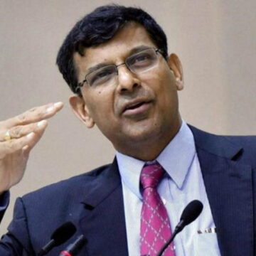 प्रोफेसर मेहता के इस्तीफे को RBI के पूर्व गवर्नर ने बताया अभिव्यक्ति की आजादी के लिए बड़ा झटका