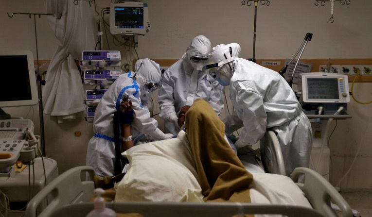 ऑक्सीजन की कमी के चलते दिल्ली के सर गंगाराम अस्पताल में 25 की मौत