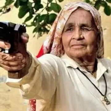 शूटर दादी के नाम से मशहूर चंद्रो तोमर का कोरोना संक्रमण के बाद निधन
