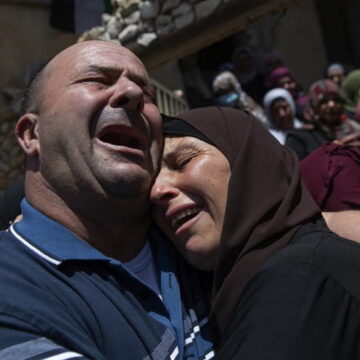 इस्राइल का शरणार्थी शिविरों पर हमला, 36 बच्चों सहित 137 फिलिस्तीनियों की मौत, 920 घायल