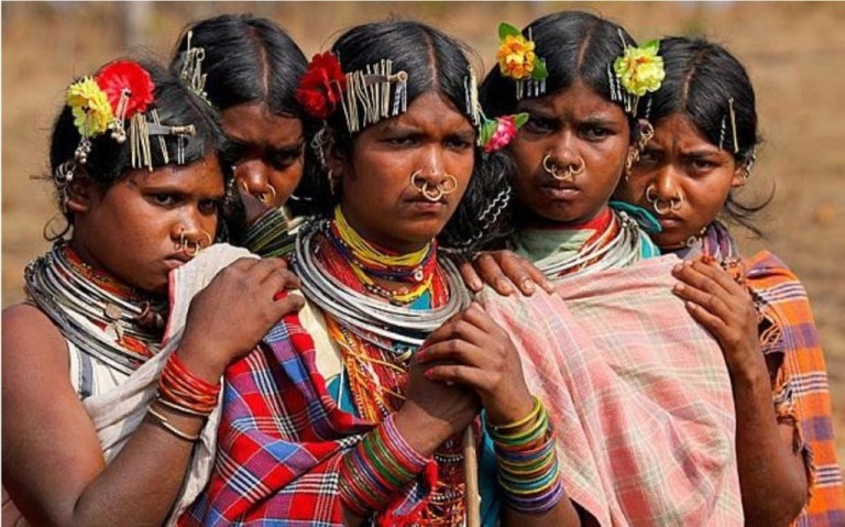 बिल गेट्स पर 7 भारतीय आदिवासी लड़कियों की हत्या का आरोप, उठी गिरफ्तारी की मांग