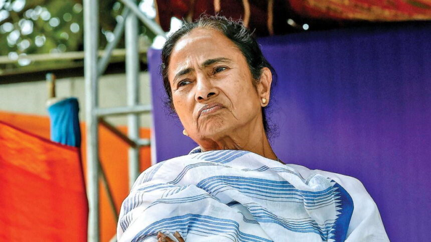 ममता बनर्जी पर कलकत्ता हाईकोर्ट ने लगाया 5 लाख का जुर्माना, कहा- कोर्ट की छवि खराब किया