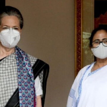 सोनिया गांधी से मिलीं ममता बनर्जी, बोलीं- BJP को हराना है तो सबको साथ आना होगा