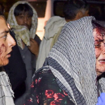 काबुल एयरपोर्ट के बाहर 2 धमाका, अब तक 13 की मौत, 52 घायल