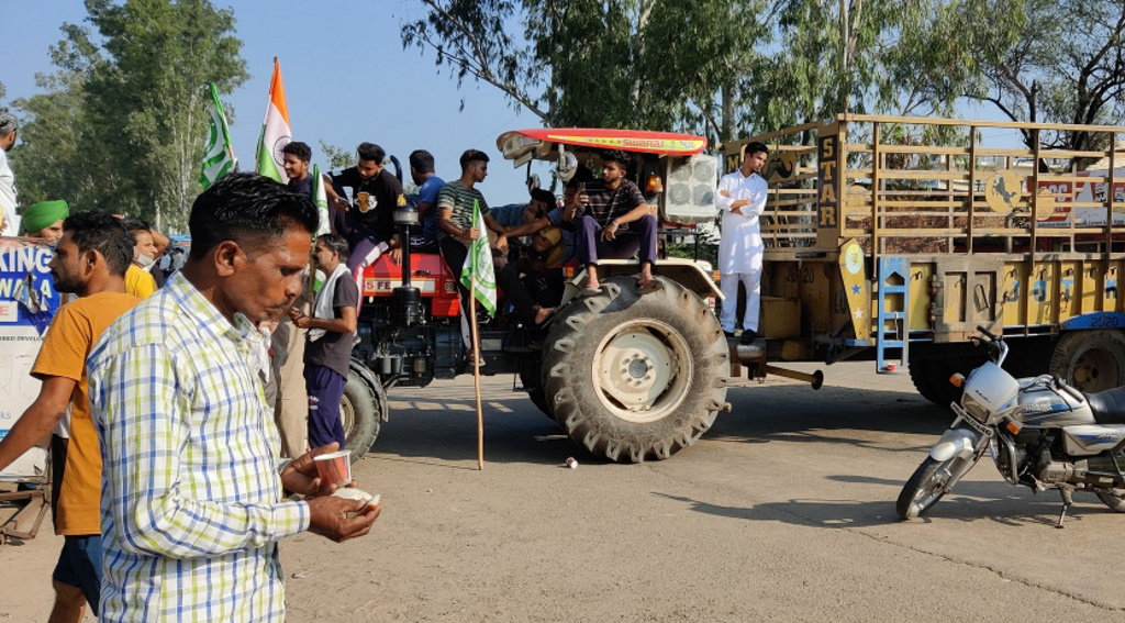 सिंघु बॉर्डर पर एक किसान की मौत, जाम पर टिकैत बोले- पहले ही सावधान किया था