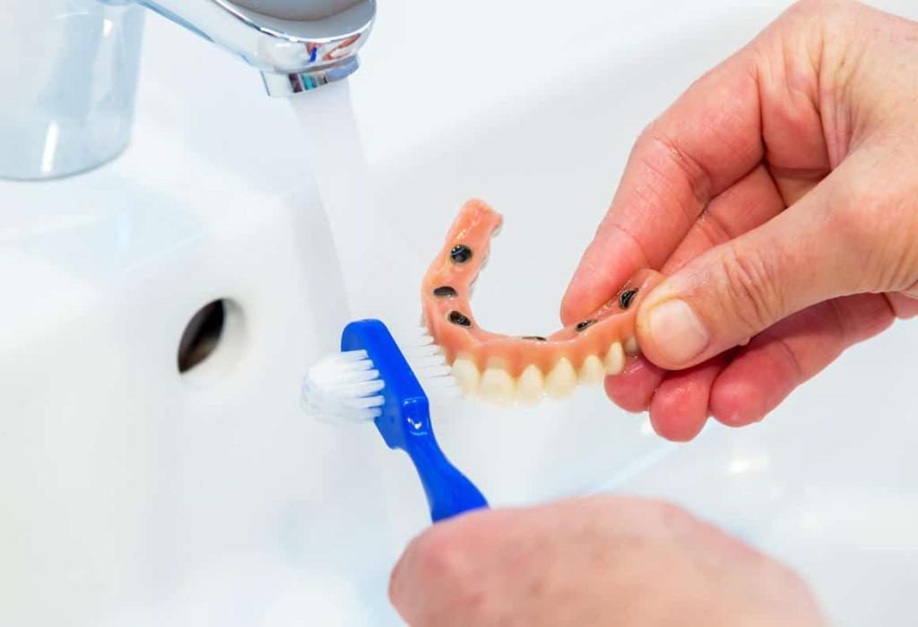 अपने दाँतों को ठीक से ब्रश कैसे करें?