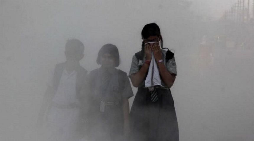 दिल्ली में लॉकडाउन, प्रदूषण के चलते स्कूल बंद, कर्मचारी करेंगे वर्क फ्रॉम होम