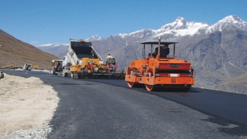 अरुणाचल प्रदेश के बाद पूर्वी लद्दाख में चीनी अतिक्रमण, कर रहा 73 सड़कों का निर्माण